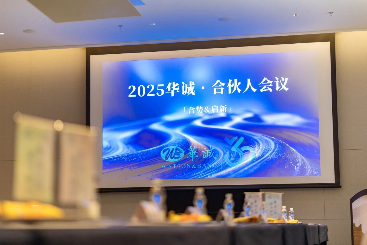 1764731456464032135.jpg fccad01c5fd6486265781f9984325b3b.jpg